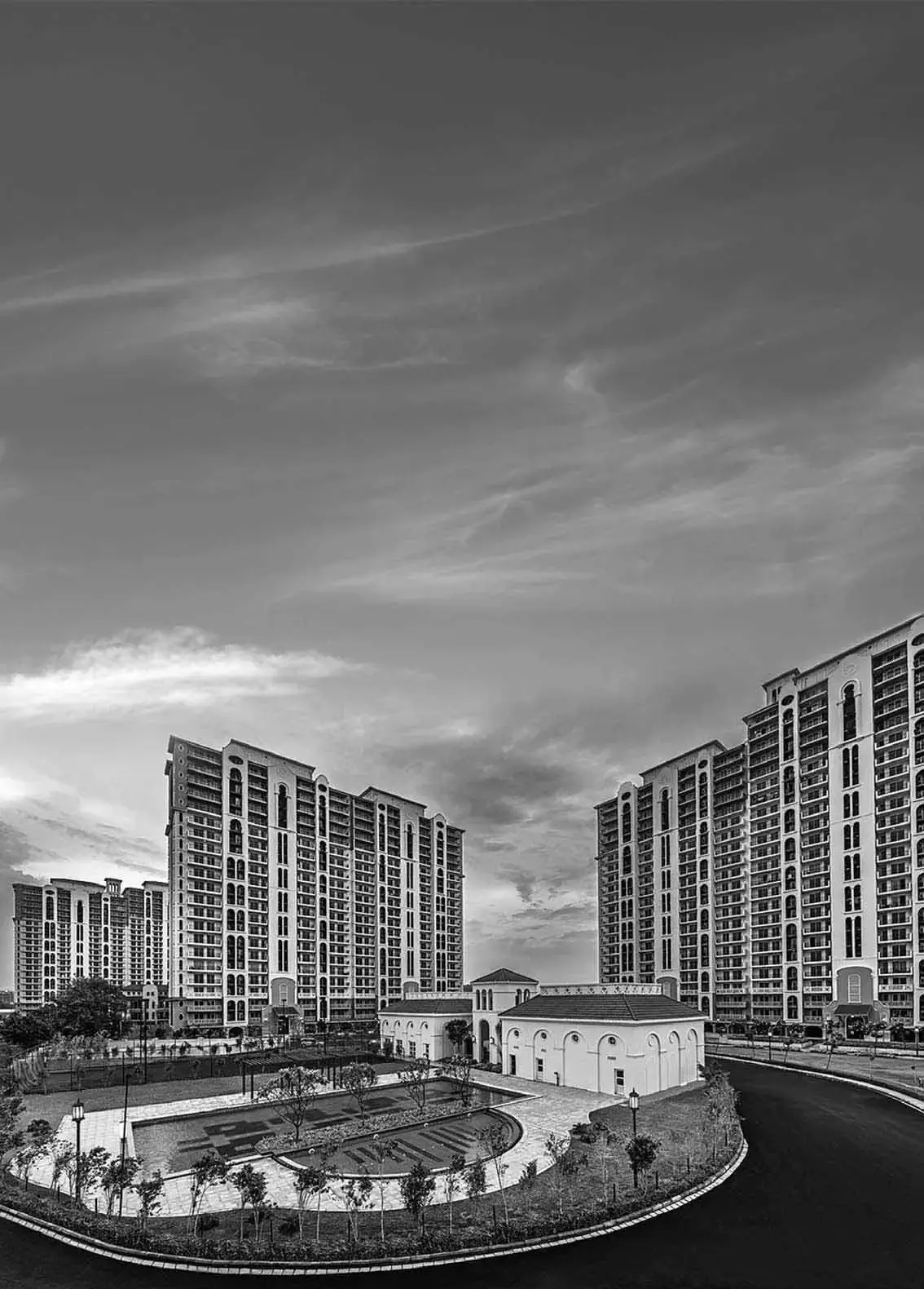 DLF New Town Heights, Gurgaon — Historical Gurugram project photo, DLF 2014–15 report; not current unit condition.